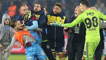 Trabzonspor 2 – 1 Fenerbahce | Xem lại trận đấu